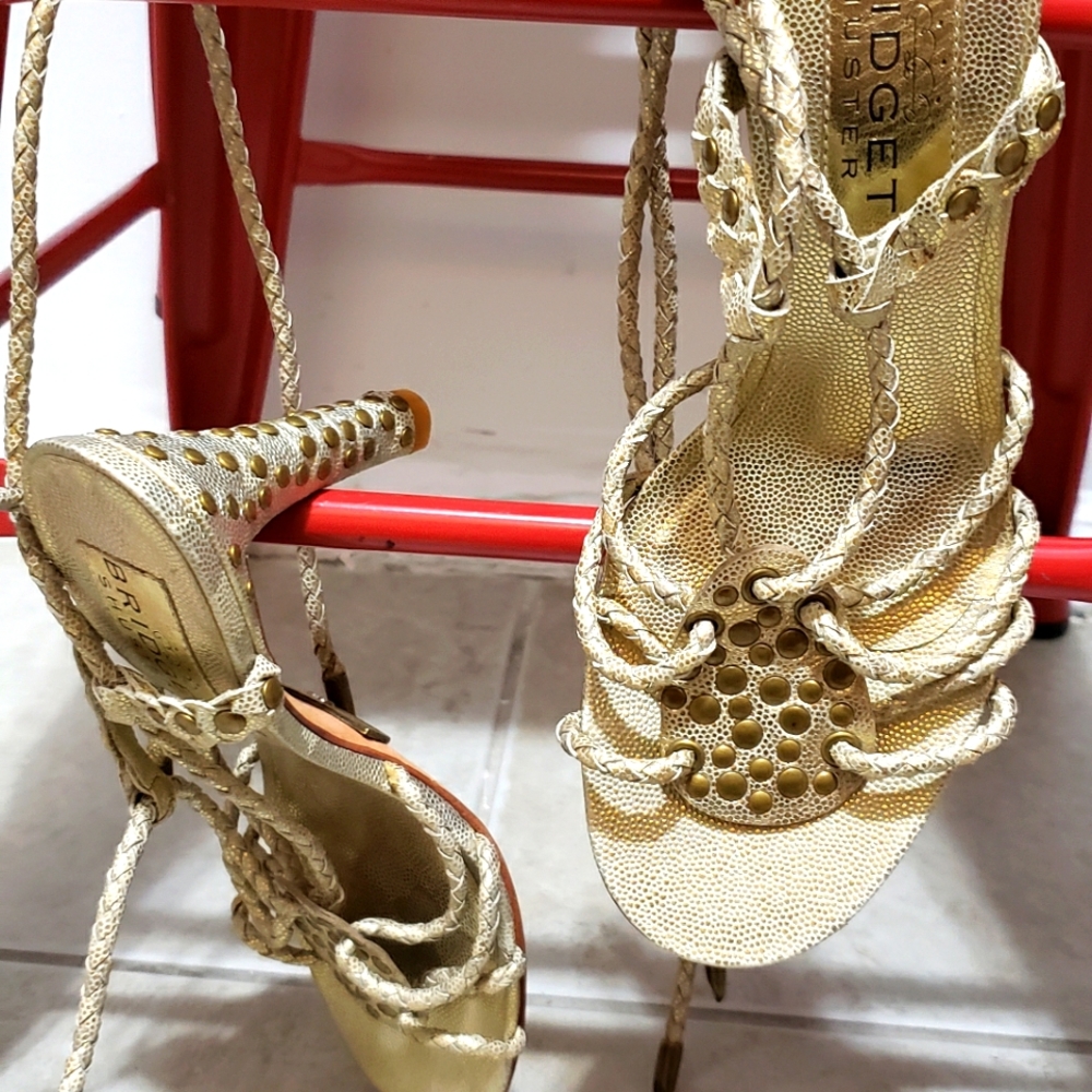 Bridget Shuster shoes in size 7 1/2 in silver